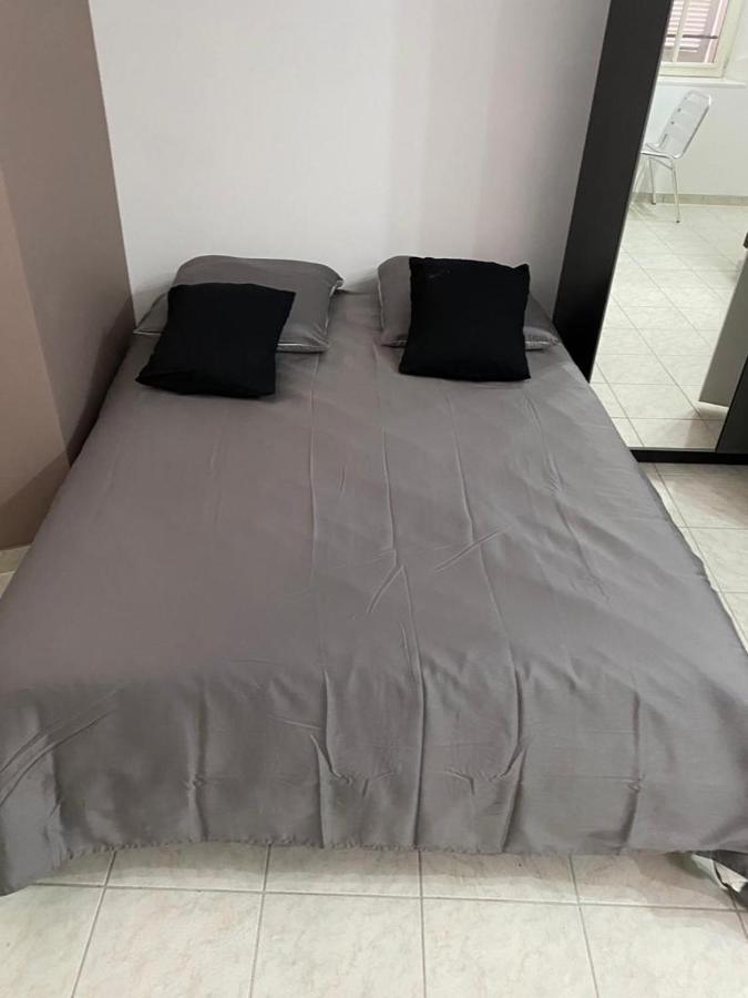 Aparthotel Five Stars S2 *